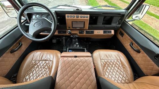 LAND ROVER DEFENDER 2.5 CSW 110 4X4 TURBO DIESEL 4P MANUAL
